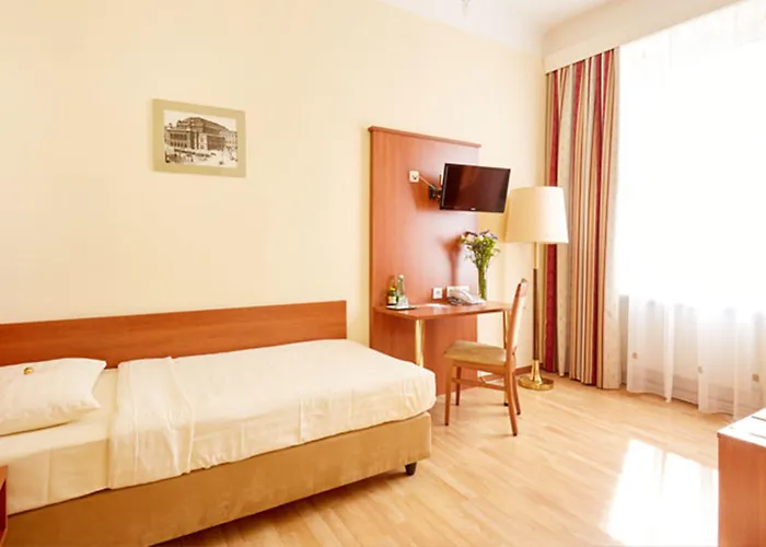 Hotel Mozart 3*