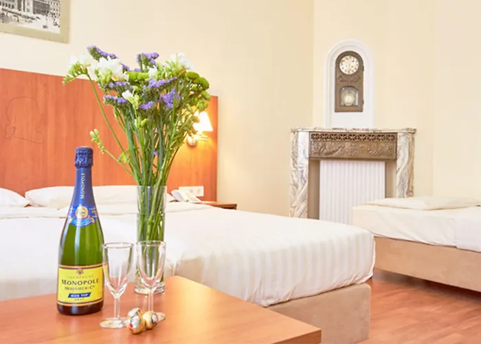 Mozart Hotel 3*
